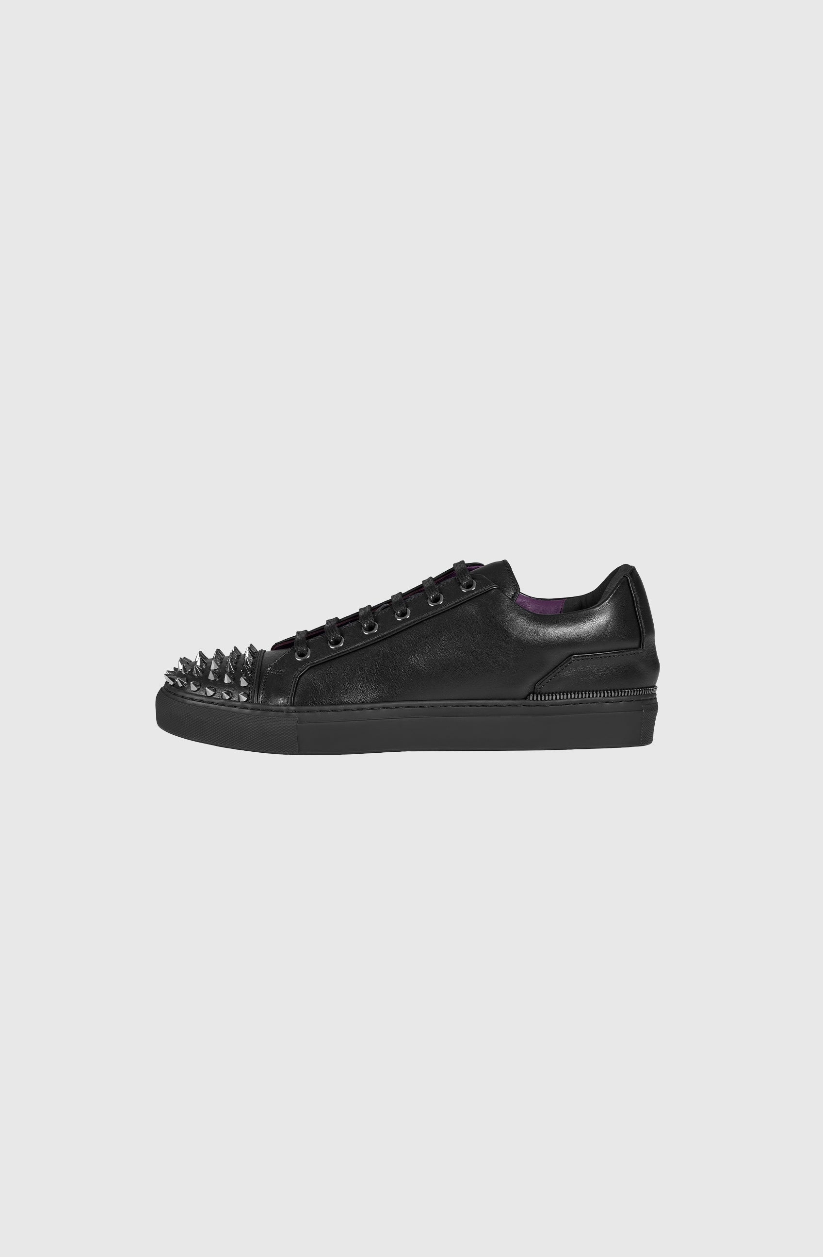 Mr Low Spikes Calf/Calf - Black/GM