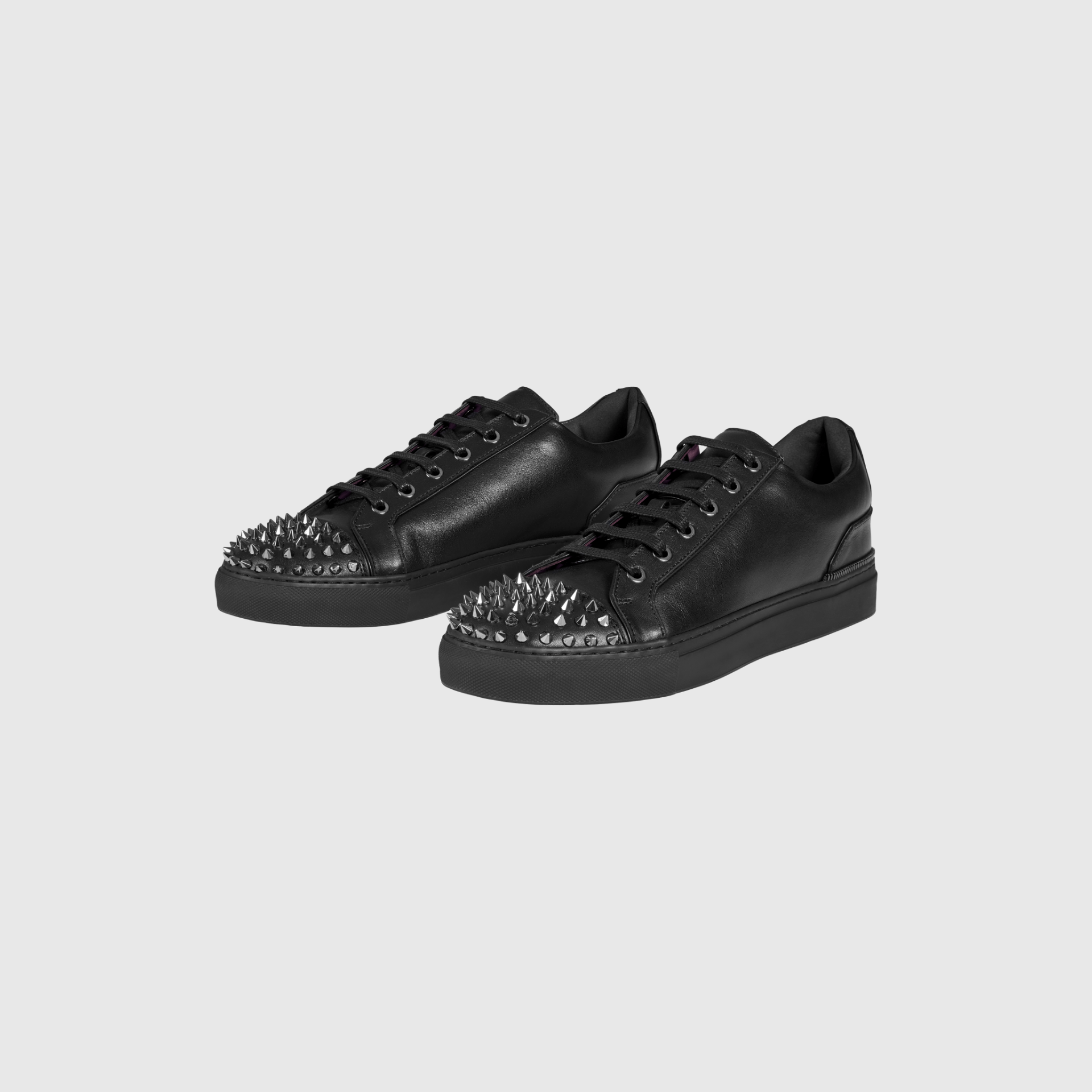 Mr Low Spikes Calf/Calf - Black/GM