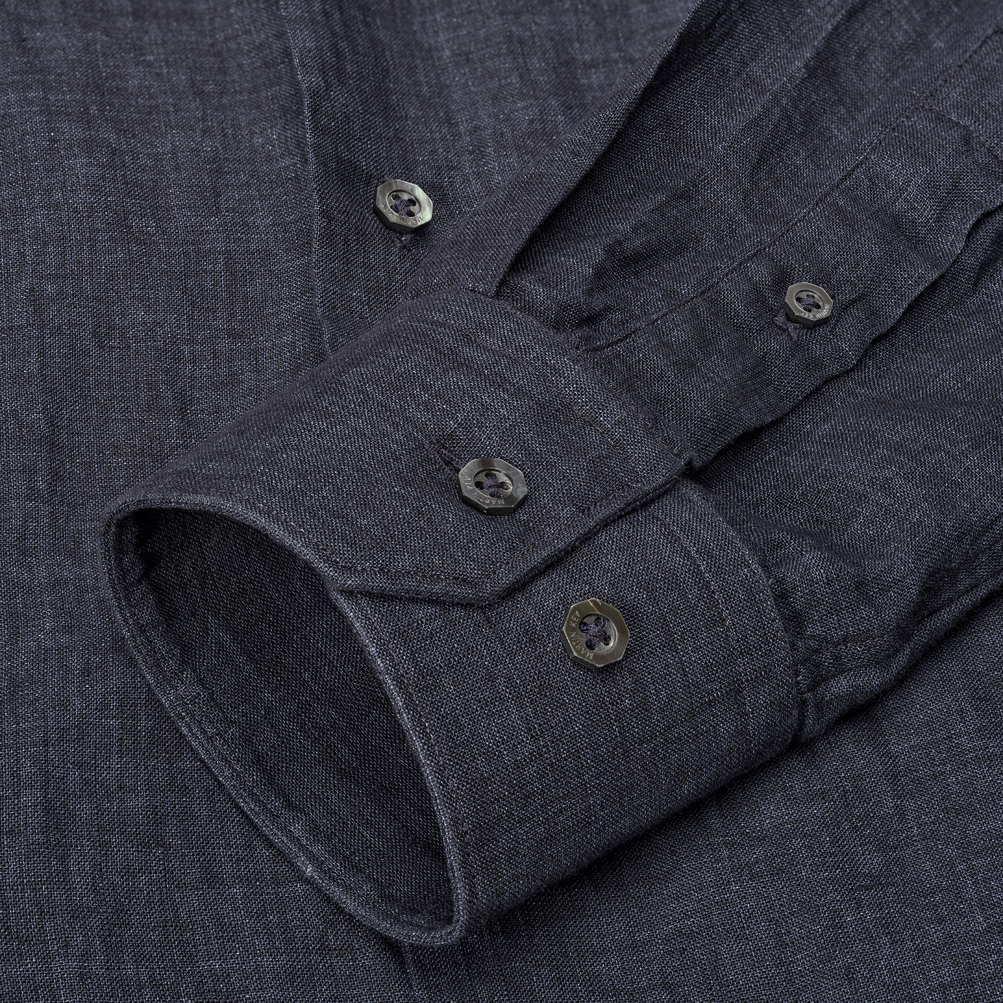 Shirt in pure linen